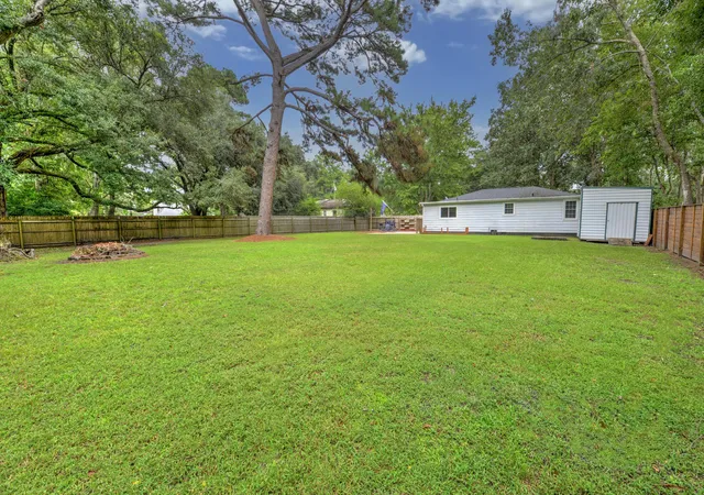 Photo 4 of Single family home for sale at 3572 Berryhill Rd, Johns Island, SC 29455 | MLS# 26024698 | Listing updated on 2026-09-04
