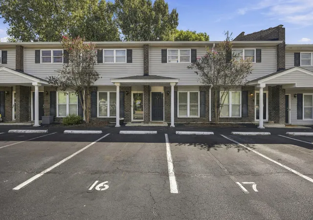 Townhouse for sale at 1713 Boone Hall Dr #Unit 1078, Charleston, SC 29407 | MLS# 26027711