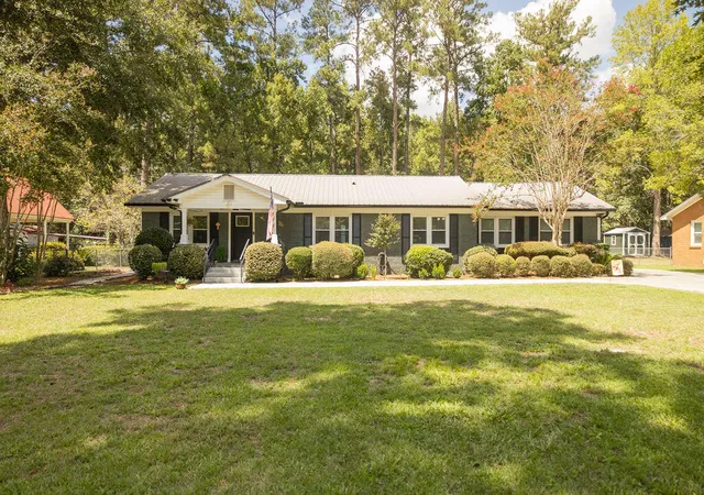 Photo 1 of Single family home for sale at 114 Sharon Dr, Walterboro, SC 29488 | MLS# 26025036 | Listing updated on 2026-10-16