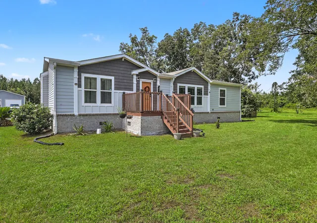 Photo 3 of Manufactured home for sale at 654 2nd Texas Rd, Saint George, SC 29477 | MLS# 26024944 | Listing updated on 2026-09-03