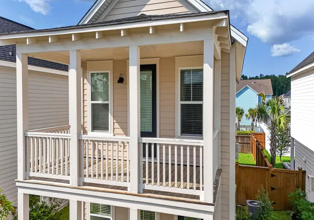 Photo 3 of Single family home for sale at 384 Ripple Park Dr, Summerville, SC 29486 | MLS# 26025017 | Listing updated on 2026-09-16