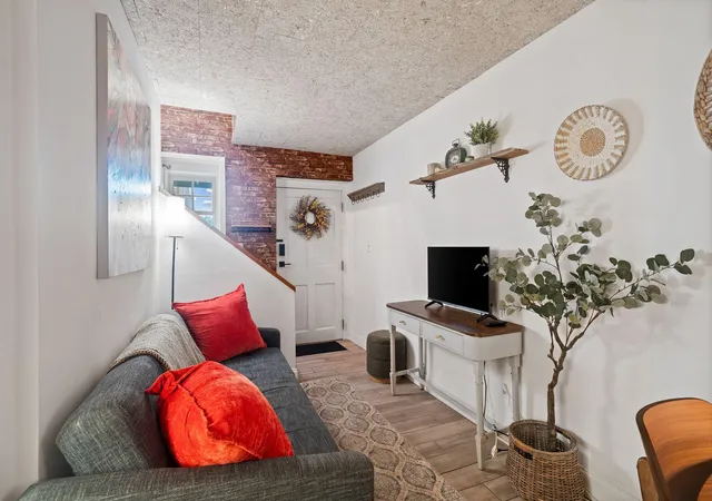 Photo 4 of Townhouse for sale at 309 Meeting #Unit 19, Charleston, SC 29401 | MLS# 26025148 | Listing updated on 2026-09-06