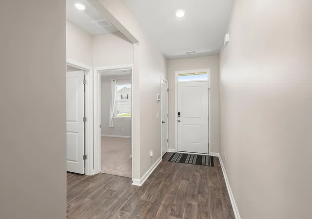 Photo 3 of Single family home for sale at 104 Green Psge Ln, Summerville, SC 29486 | MLS# 26027125 | Listing updated on 2026-10-14