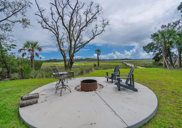 Photo 3 of Manufactured home for sale at 8775 Peters Point Rd, Edisto Island, SC 29438 | MLS# 26025105 | Listing updated on 2026-09-19