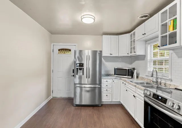 Photo 4 of Single family home for sale at 1416 Russellville Rd, Saint Stephen, SC 29479 | MLS# 26025652 | Listing updated on 2026-09-16
