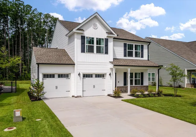 Photo 1 of Single family home for sale at 240 Surfbird Rd, Summerville, SC 29486 | MLS# 26026635 | Listing updated on 2026-10-15