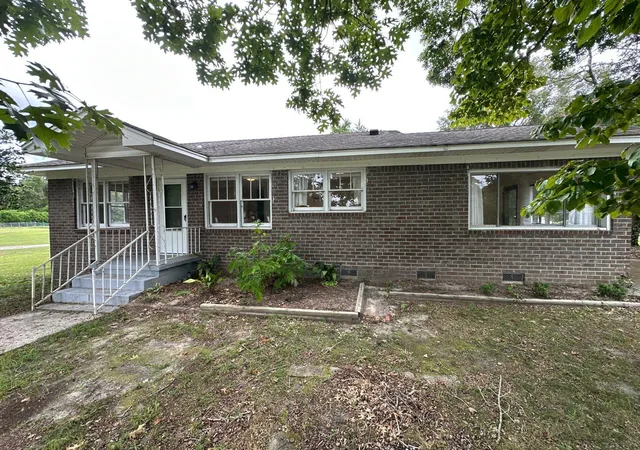Photo 2 of Single family home for sale at 106 Roosevelt Dr, Saint Stephen, SC 29479 | MLS# 26024743 | Listing updated on 2026-09-17