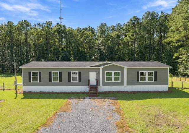 Photo 1 of Manufactured home for sale at 8149 Bing Hl Rd, Adams Run, SC 29426 | MLS# 26026044 | Listing updated on 2026-09-29