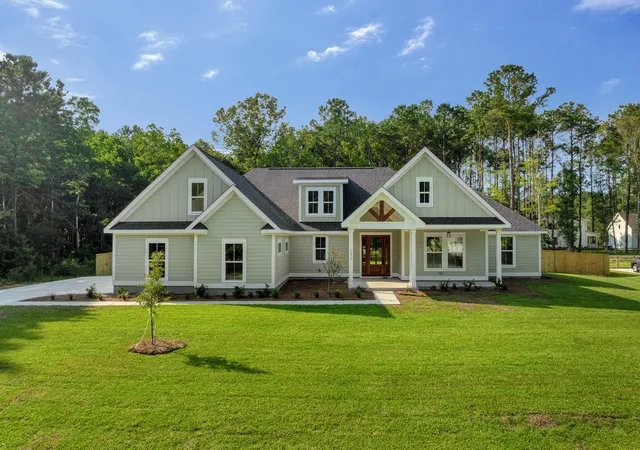 Photo 1 of Single family home for sale at 2041 Briar Bnd Rd, Ridgeville, SC 29472 | MLS# 26026151 | Listing updated on 2026-09-18