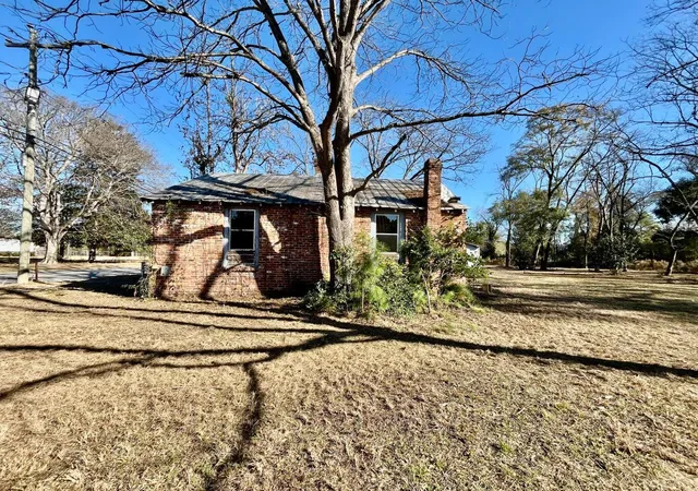 Photo 3 of Single family home for sale at 153 Tyler Rd, Orangeburg, SC 29115 | MLS# 26025189 | Listing updated on 2026-09-25