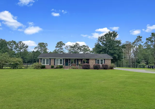 Photo 1 of Single family home for sale at 151 Grannys Ln, Saint George, SC 29477 | MLS# 26025231 | Listing updated on 2026-09-09