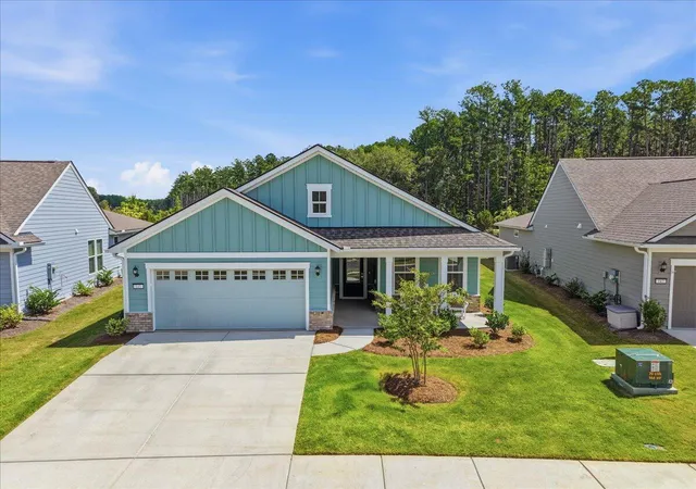 Photo 3 of Single family home for sale at 145 Trillium Cir, Summerville, SC 29486 | MLS# 26025836 | Listing updated on 2026-10-12