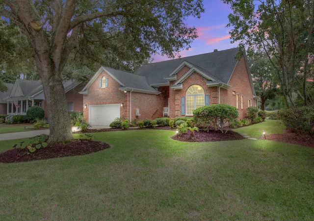 Photo 3 of Single family home for sale at 1207 Medinah Dr, Mount Pleasant, SC 29466 | MLS# 26024625 | Listing updated on 2026-09-04