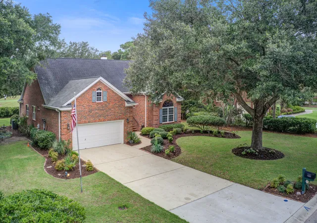 Photo 3 of Single family home for sale at 1207 Medinah Dr, Mount Pleasant, SC 29466 | MLS# 26024625 | Listing updated on 2026-09-04