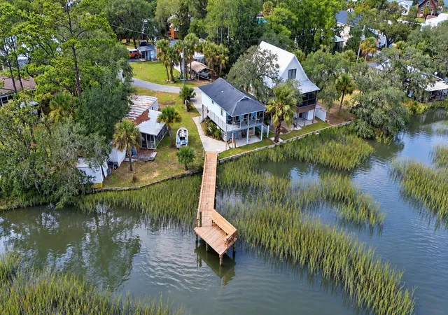 Photo 3 of Sale Pending at 110 Tomahawk Trl, Saint Helena Island, SC 29920 | MLS# 26026749 | Listing updated on 2026-10-09