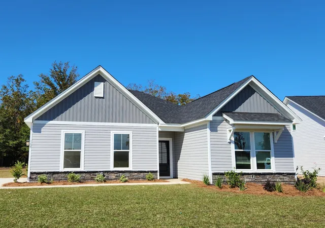 Photo 1 of Single family home for sale at 258 Darby Meadow Ln, Ridgeville, SC 29472 | MLS# 26025149 | Listing updated on 2026-09-05