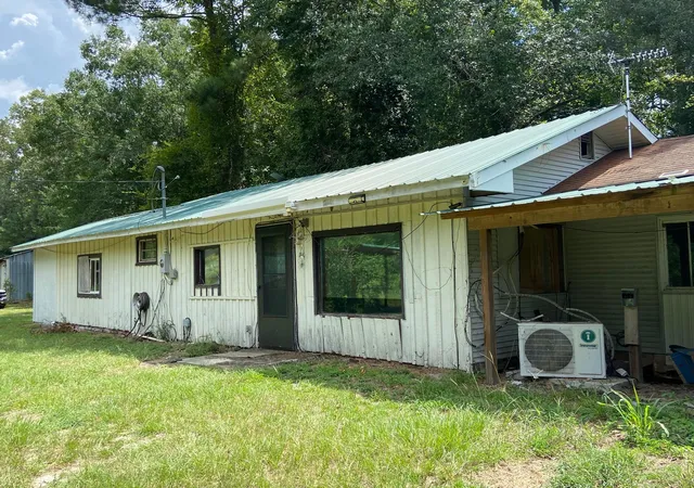 Photo 2 of Single family home for sale at 5212 Wagener Rd, Salley, SC 29137 | MLS# 26025921 | Listing updated on 2026-10-10