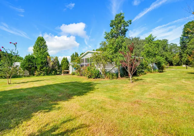 Photo 4 of Single family home for sale at 1866 Sea Is Pkwy, Saint Helena Island, SC 29920 | MLS# 26024910 | Listing updated on 2026-09-03