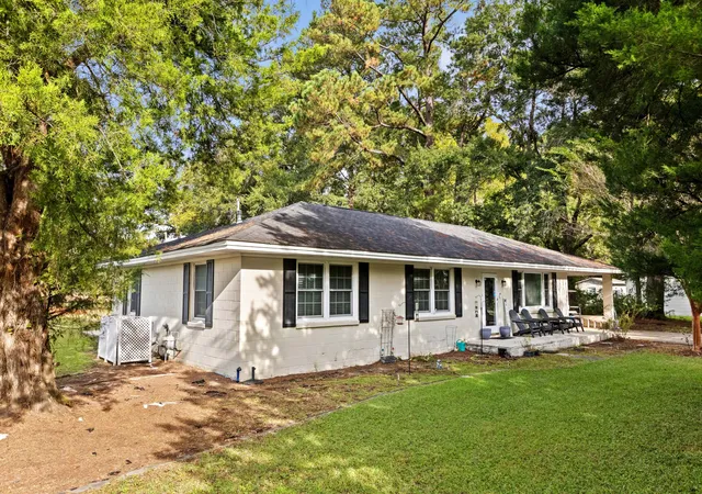 Photo 3 of Single family home for sale at 161 Kate St, Harleyville, SC 29448 | MLS# 26028085 | Listing updated on 2026-10-11