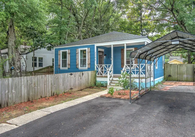 Photo 1 of Single family home for sale at 2206 Bailey Dr, North Charleston, SC 29405 | MLS# 26027202 | Listing updated on 2026-10-21