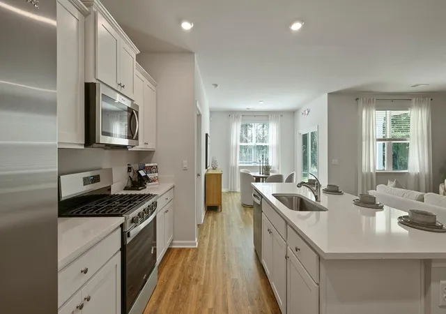 Photo 3 of Single family home for sale at 1018 Mountaintop Way, Summerville, SC 29483 | MLS# 26024594 | Listing updated on 2026-09-04