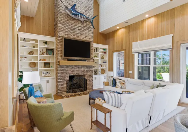 Photo 4 of Single family home for sale at 312 River Oak Dr, Mount Pleasant, SC 29464 | MLS# 26024895 | Listing updated on 2026-09-03