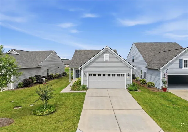 Photo 2 of Single family home for sale at 489 Switchgrass Dr, Summerville, SC 29486 | MLS# 26024989 | Listing updated on 2026-09-04