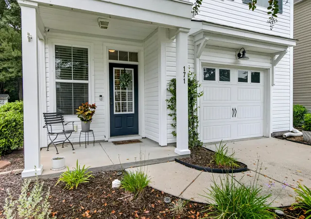 Photo 4 of Townhouse for sale at 171 Larissa Dr, Charleston, SC 29414 | MLS# 26025522 | Listing updated on 2026-09-11