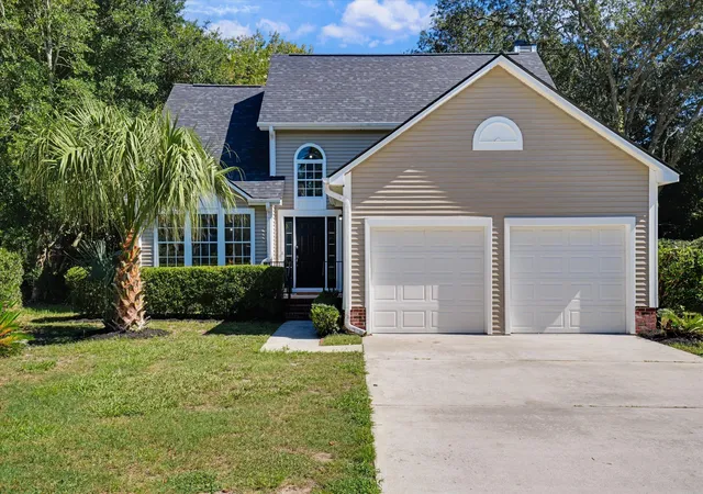 Photo 1 of Single family home for sale at 1498 Diamond Blvd, Mount Pleasant, SC 29466 | MLS# 26026184 | Listing updated on 2026-10-12