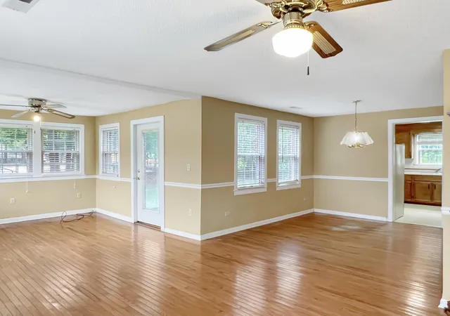Photo 2 of Single family home for sale at 202 Johnston St, Saint George, SC 29477 | MLS# 26024635 | Listing updated on 2026-10-05