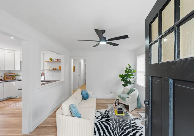 Photo 3 of Single family home for sale at 2129 Thornlee Dr, North Charleston, SC 29405 | MLS# 26025041 | Listing updated on 2026-09-09