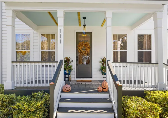 Photo 1 of Single family home for sale at 111 Brady St, Daniel Island, SC 29492 | MLS# 26029391 | Listing updated on 2026-10-29