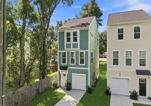 Photo 1 of Single family home for sale at 4038 Cornwell Ave, North Charleston, SC 29405 | MLS# 26025280 | Listing updated on 2026-09-09