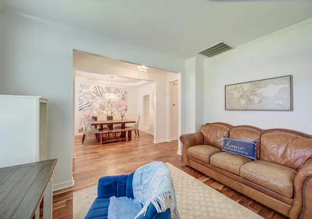Photo 4 of Single family home for sale at 2161 Tall Grass Cir, Mount Pleasant, SC 29466 | MLS# 26024699 | Listing updated on 2026-09-15