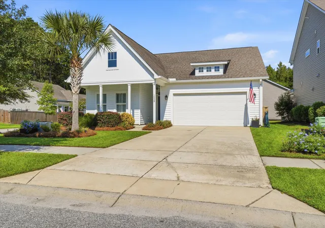 Photo 4 of Single family home for sale at 1559 Thin Pine Dr, Johns Island, SC 29455 | MLS# 26024957 | Listing updated on 2026-09-08