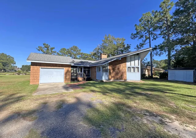 Photo 2 of Single family home for sale at 7773 Wash Davis Rd, Summerton, SC 29148 | MLS# 26027448 | Listing updated on 2026-10-06