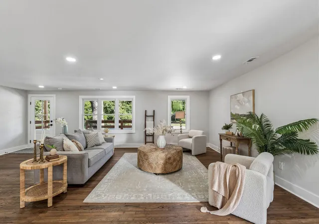 Photo 3 of Single family home for sale at 1871 Grimball Rd, Charleston, SC 29412 | MLS# 26025098 | Listing updated on 2026-09-18