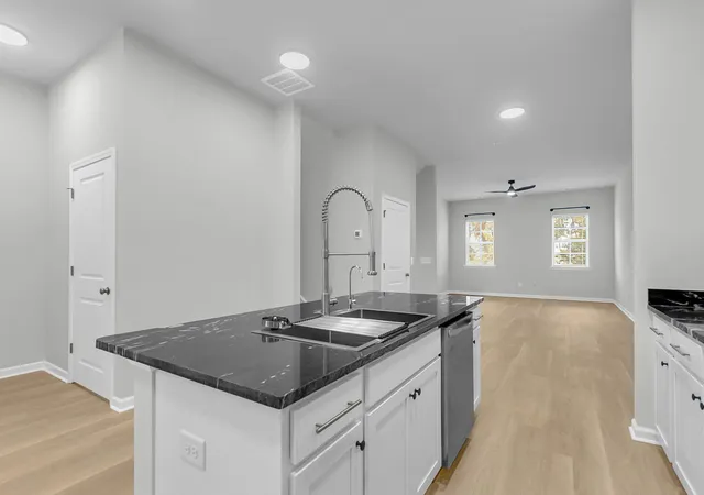 Photo 4 of Townhouse for sale at 344 Spindlewood Way, Charleston, SC 29414 | MLS# 26026374 | Listing updated on 2026-09-30