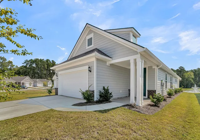 Photo 2 of Single family home for sale at 716 Coral Bells Ln, Summerville, SC 29486 | MLS# 26023396 | Listing updated on 2026-09-01