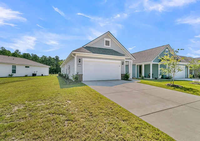 Photo 3 of Single family home for sale at 716 Coral Bells Ln, Summerville, SC 29486 | MLS# 26023396 | Listing updated on 2026-09-01