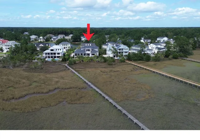 Photo 4 of Single family home for sale at 2765 Parkers Landing Rd, Mount Pleasant, SC 29466 | MLS# 26025432 | Listing updated on 2026-09-10
