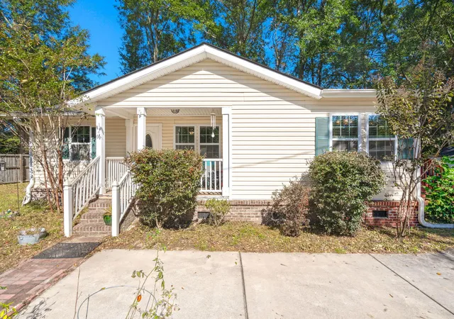 Photo 2 of Single family home for sale at 123 Rocky Hl Rd, Moncks Corner, SC 29461 | MLS# 26029361 | Listing updated on 2026-10-28
