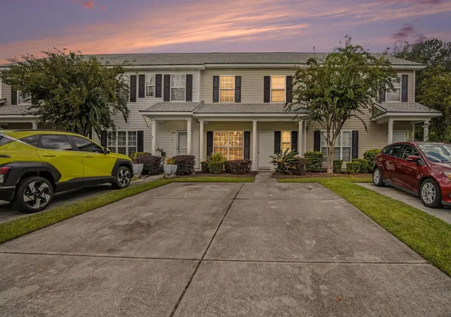 Photo 2 of Townhouse for sale at 223 Congaree River Dr, Summerville, SC 29485 | MLS# 26027307 | Listing updated on 2026-10-22