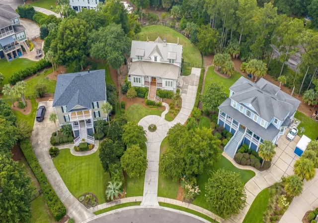 Photo 4 of Single family home for sale at 4886 Sound View Dr, Mount Pleasant, SC 29466 | MLS# 26025205 | Listing updated on 2026-09-11