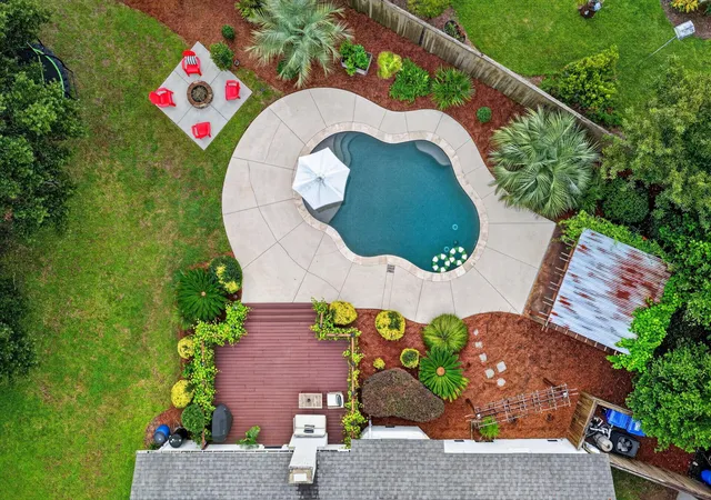 Photo 3 of Sale Pending at 1104 Short River Ct, Mount Pleasant, SC 29464 | MLS# 26025237 | Listing updated on 2026-09-13