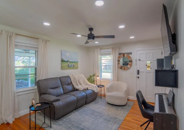 Photo 2 of Single family home for sale at 511 Horne St, Moncks Corner, SC 29461 | MLS# 26029001 | Listing updated on 2026-10-27