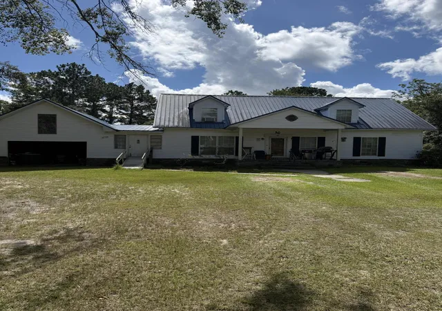 Photo 1 of Townhouse for sale at 702 Sidneys Rd, Walterboro, SC 29488 | MLS# 26025472 | Listing updated on 2026-09-10