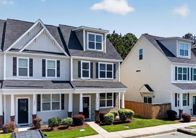 Photo 2 of Townhouse for sale at 194 Woodward Rd, Goose Creek, SC 29445 | MLS# 26027963 | Listing updated on 2026-10-09