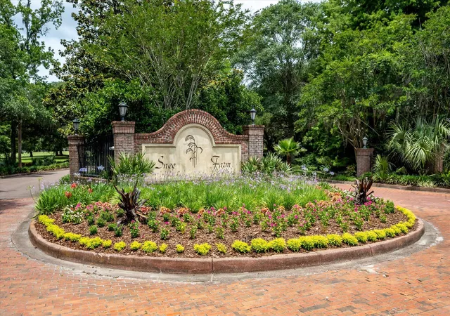 Photo 68 of Single family home for sale at 1080 Deleisseline Blvd, Mount Pleasant, SC 29464 | MLS# 26017481 | Listing updated on 2026-10-08