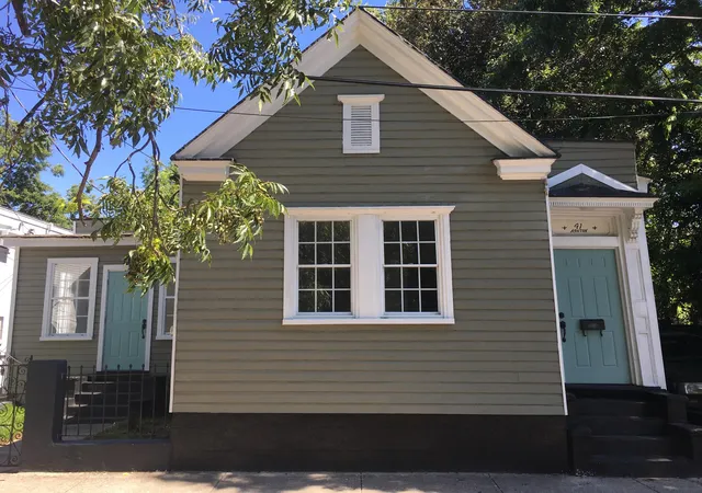 Photo 1 of Single family home for sale at 41 Ashton St, Charleston, SC 29403 | MLS# 26023861 | Listing updated on 2026-09-03